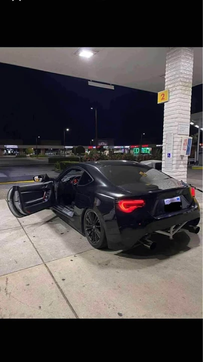 2015 Scion FR-S - Image 4 of 11