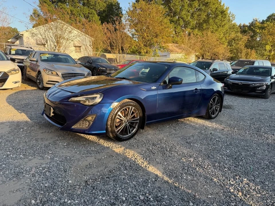2015 Scion FR-S - Image 3 of 18