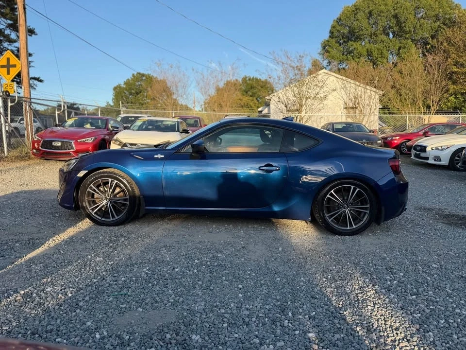 2015 Scion FR-S - Image 4 of 18