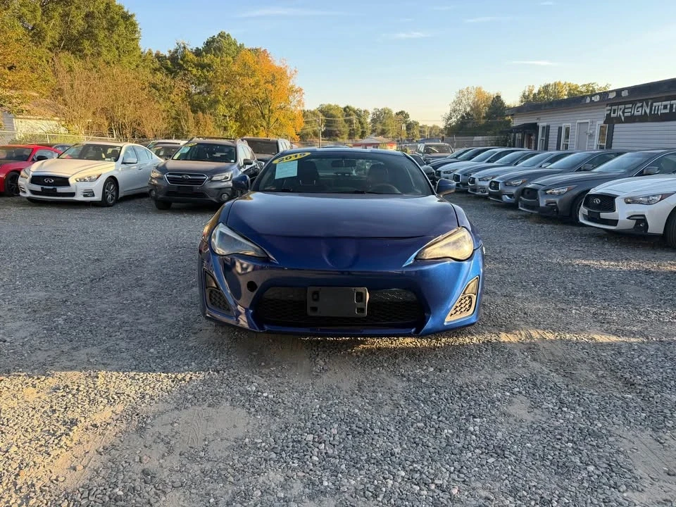 2015 Scion FR-S - Image 2 of 18