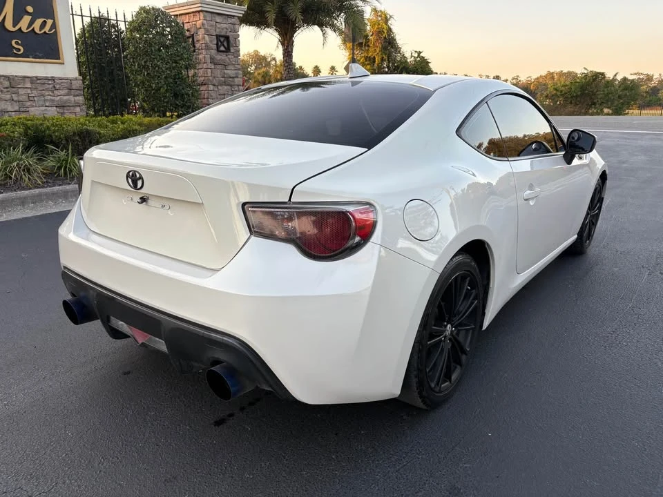 2015 Scion FR-S - Image 2 of 14