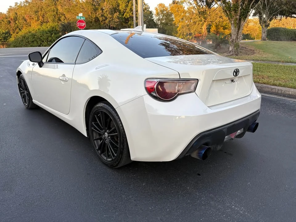 2015 Scion FR-S - Image 3 of 14