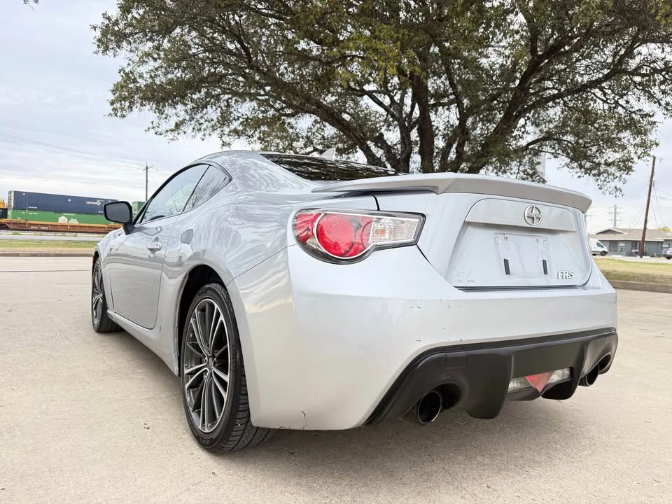2015 Scion FR-S - Image 5 of 13