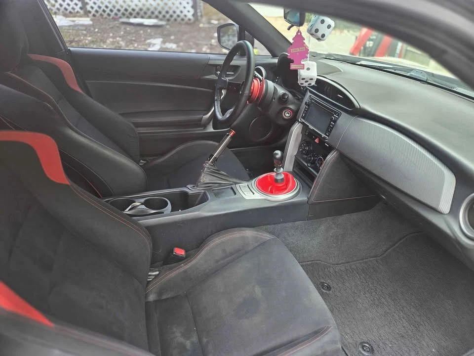 2015 Scion FR-S - Image 8 of 9