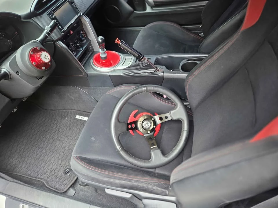 2015 Scion FR-S - Image 6 of 7