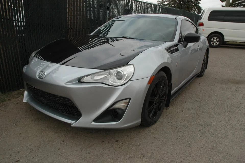2015 Scion FR-S - Image 2 of 16