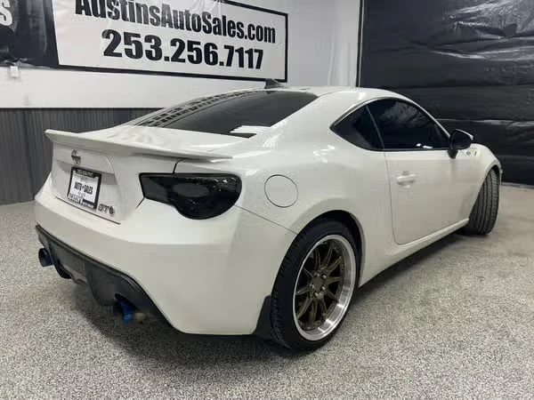 2015 Scion FR-S - Image 6 of 13