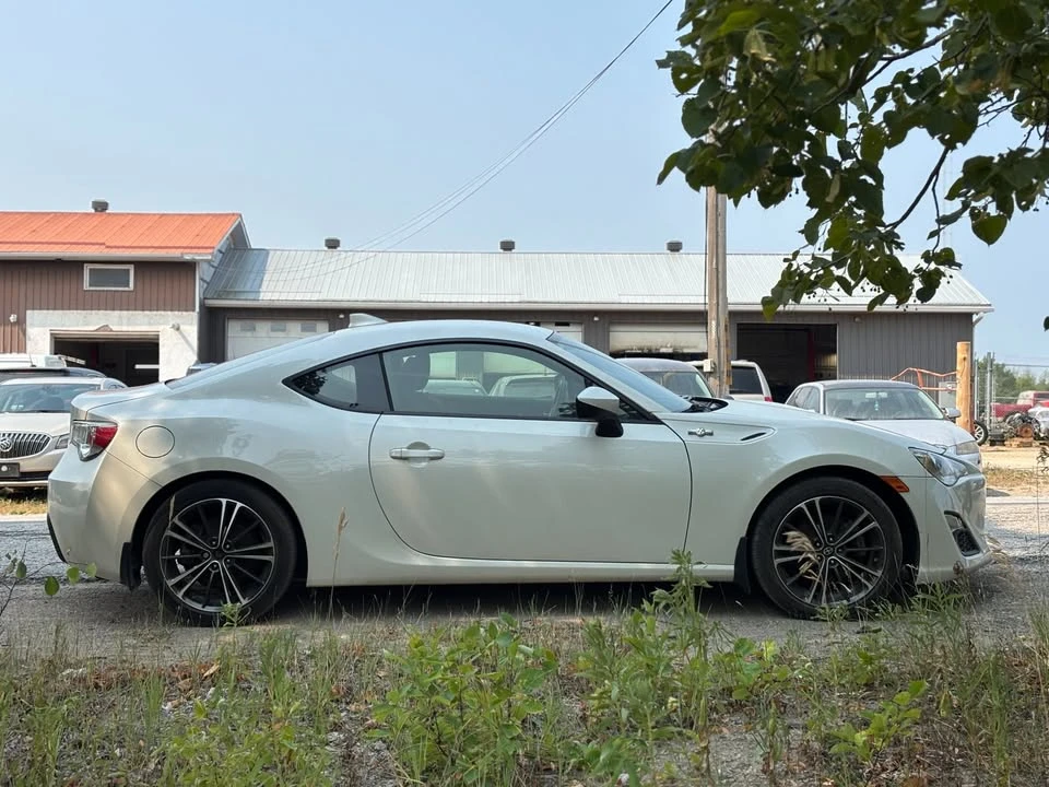 2015 Scion FR-S - Image 8 of 17