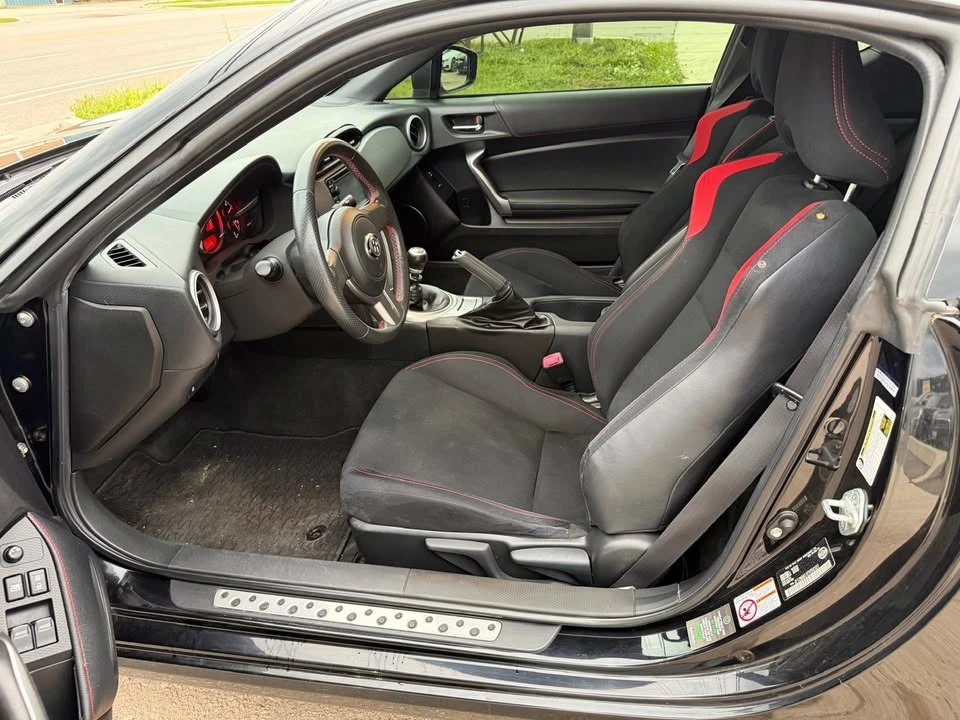 2015 Scion FR-S - Image 10 of 20