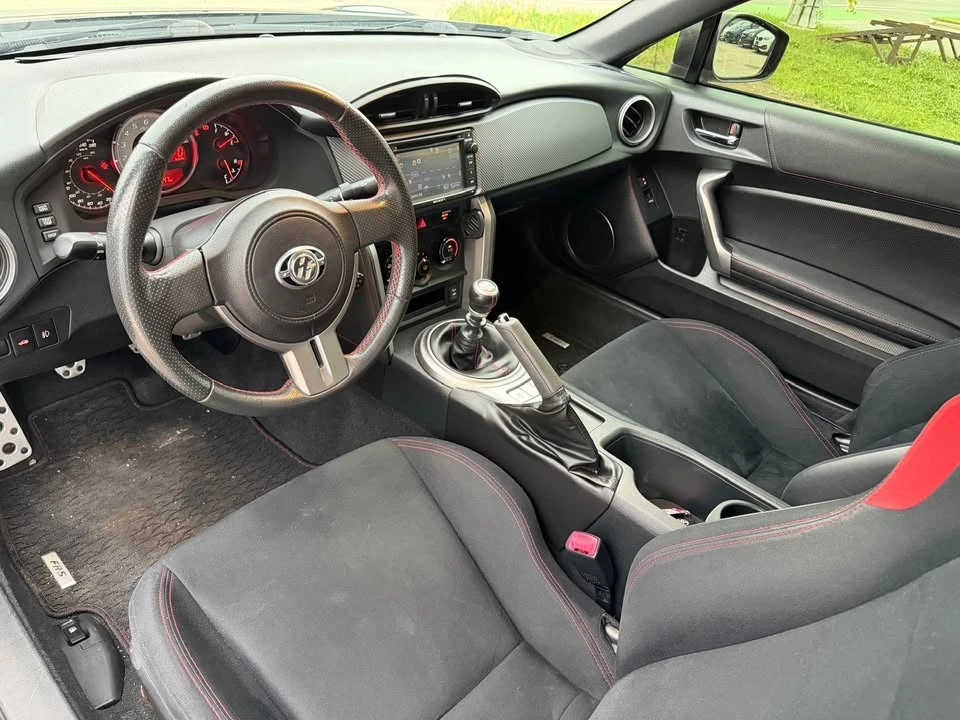 2015 Scion FR-S - Image 11 of 20