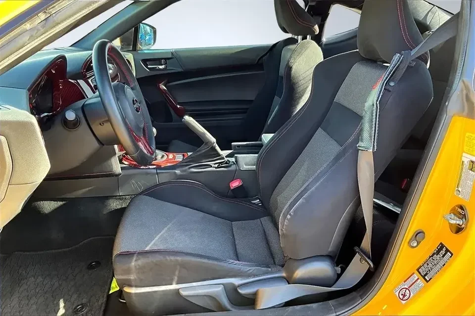 2015 Scion FR-S - Image 10 of 12