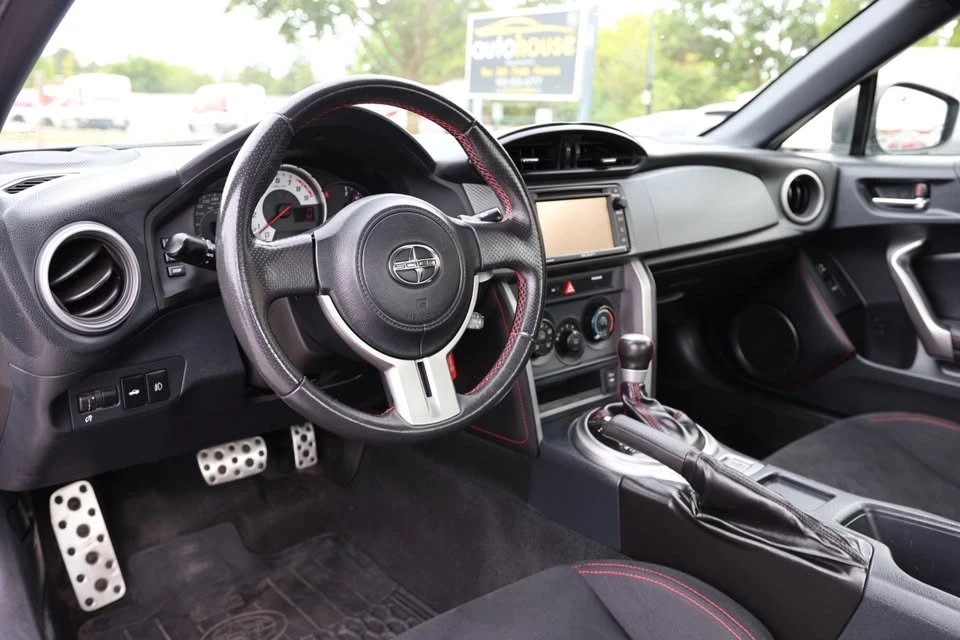 2015 Scion FR-S - Image 14 of 20