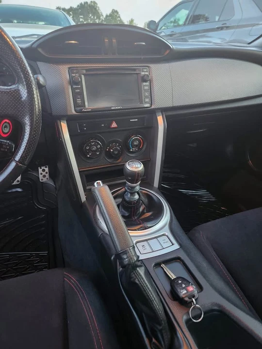 2015 Scion FR-S - Image 6 of 7