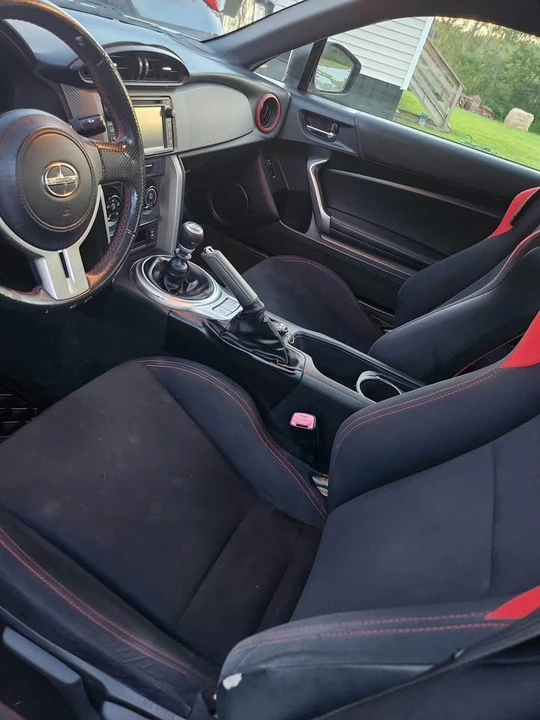 2015 Scion FR-S - Image 5 of 7