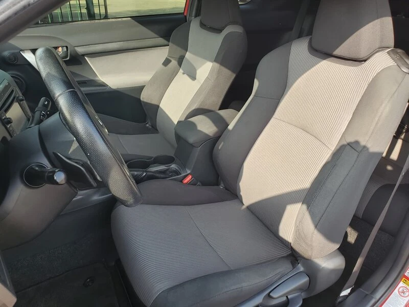 2015 Scion tC - Image 7 of 15