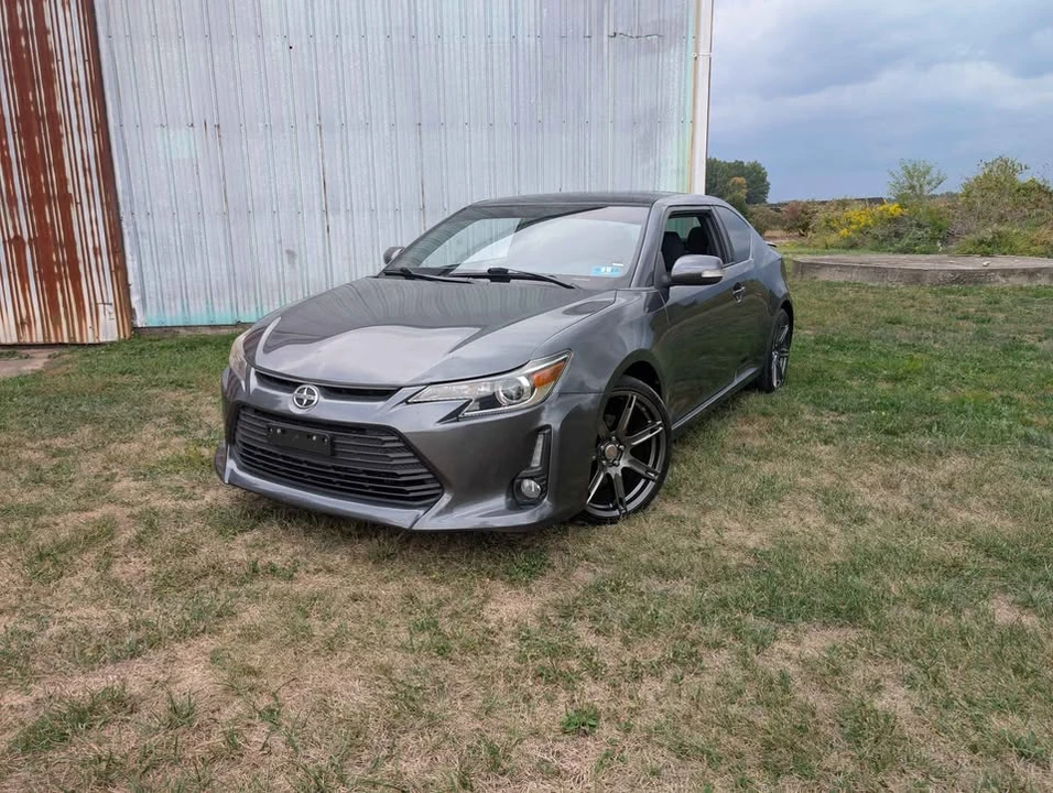 2015 Scion tC - Image 2 of 11