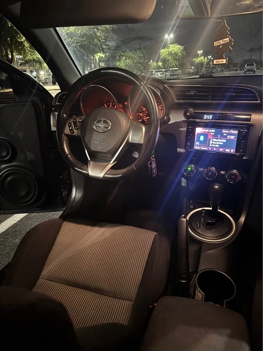 2015 Scion tC - Image 12 of 15