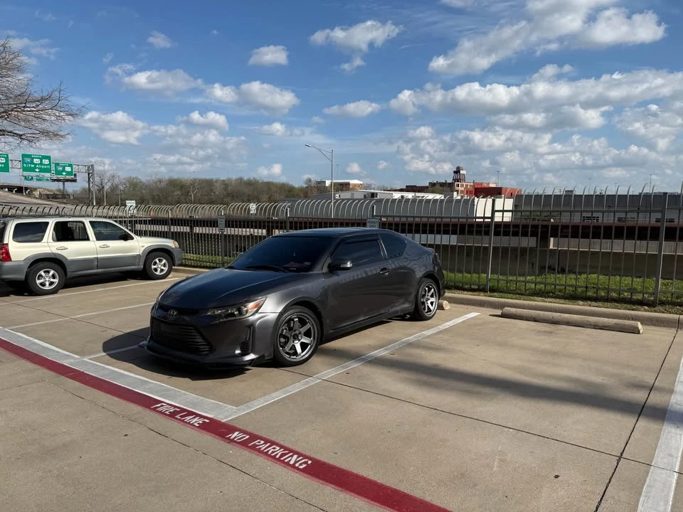 2015 Scion tC - Image 3 of 4