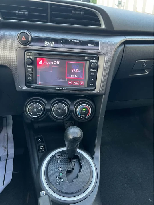 2015 Scion tC - Image 10 of 12