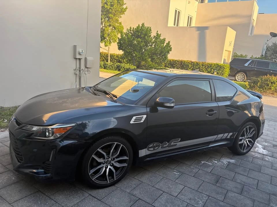 2015 Scion tC - Image 2 of 11