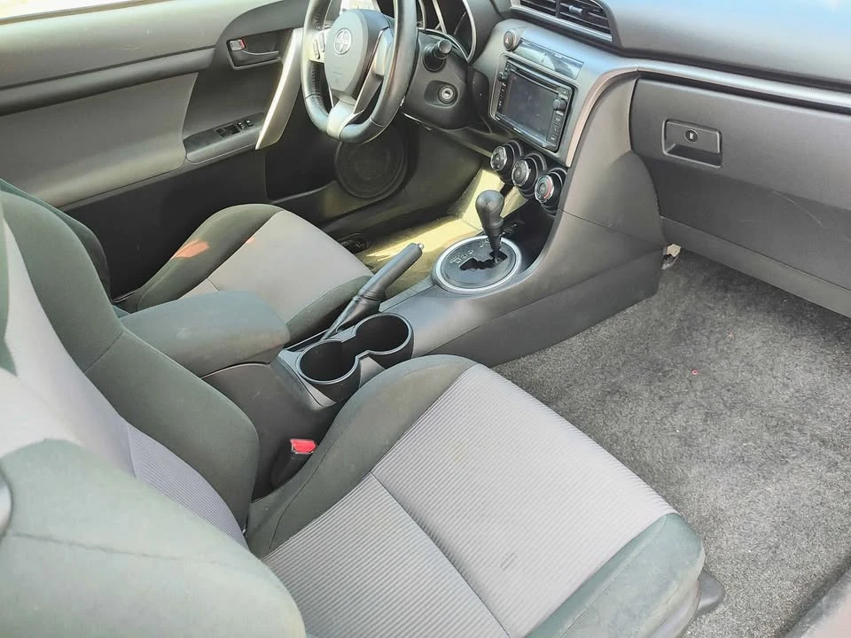 2015 Scion tC - Image 9 of 10
