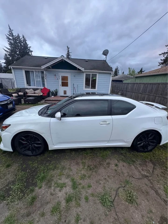 2015 Scion tC - Image 3 of 11