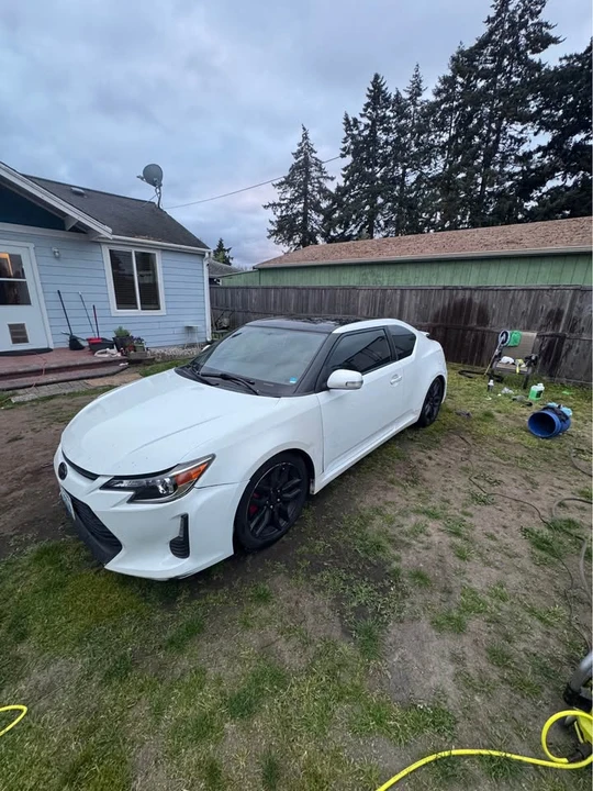 2015 Scion tC - Image 2 of 11