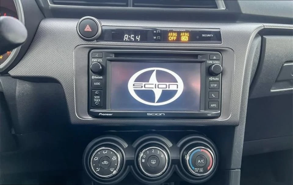 2015 Scion tC - Image 19 of 20