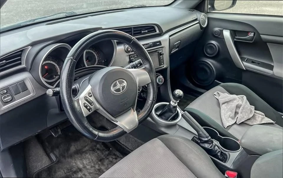 2015 Scion tC - Image 13 of 20