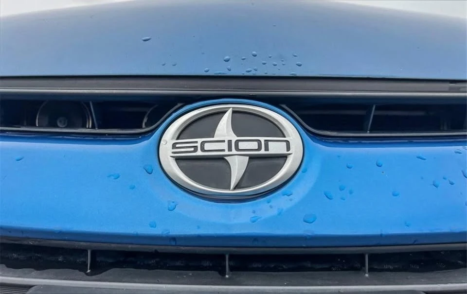 2015 Scion tC - Image 9 of 20
