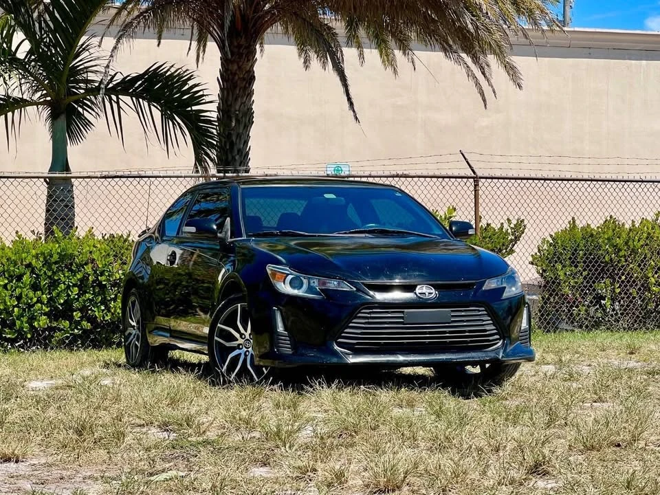 2015 Scion tC - Image 2 of 15