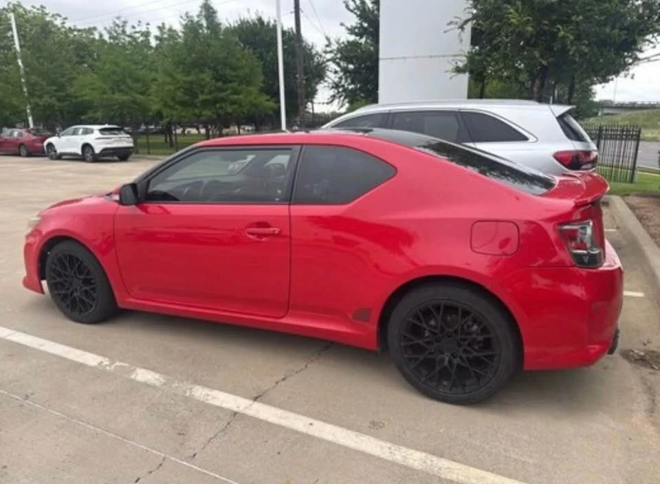 2015 Scion tC - Image 4 of 4