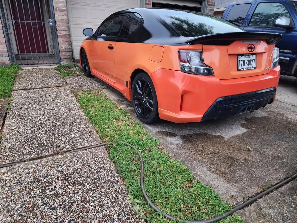 2015 Scion tC - Image 2 of 11
