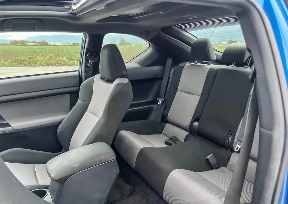 2015 Scion tC - Image 9 of 10