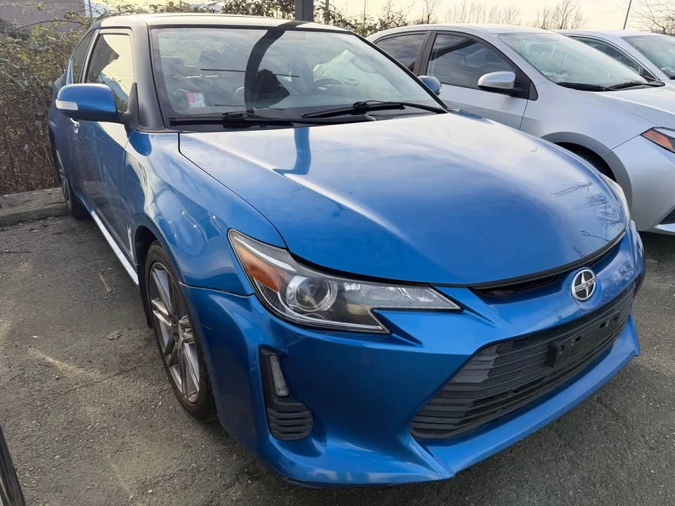 2015 Scion tC - Image 2 of 10