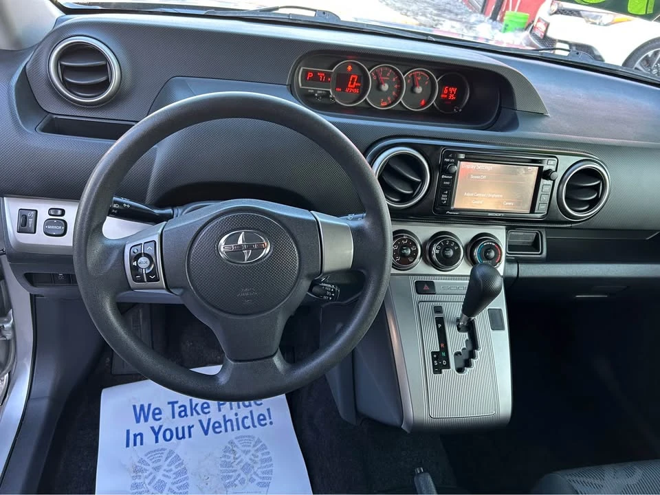 2015 Scion xB - Image 6 of 10