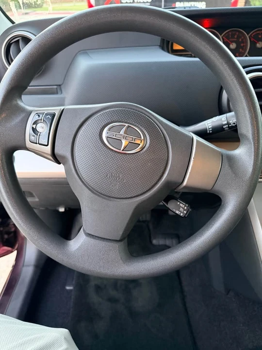 2015 Scion xB - Image 17 of 19