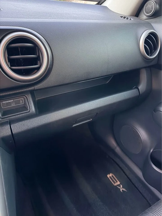 2015 Scion xB - Image 15 of 19
