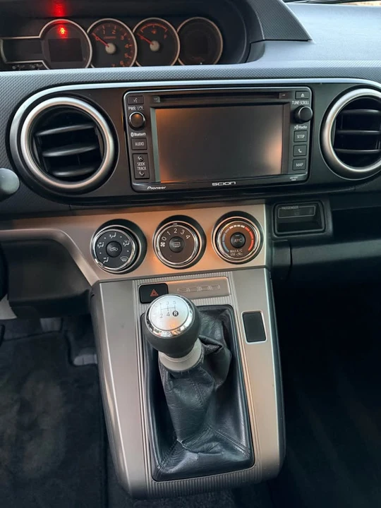 2015 Scion xB - Image 16 of 19