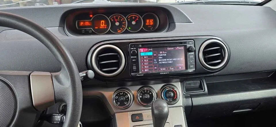 2015 Scion xB - Image 15 of 19