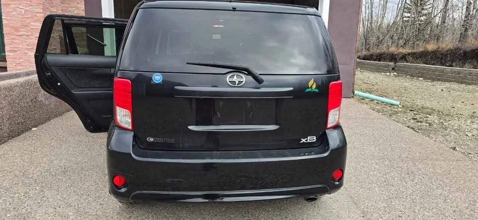 2015 Scion xB - Image 8 of 19