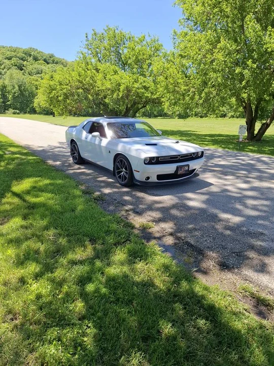 2015 Dodge Challenger SRT8 & 392 3rd Gen - Image 3 of 6