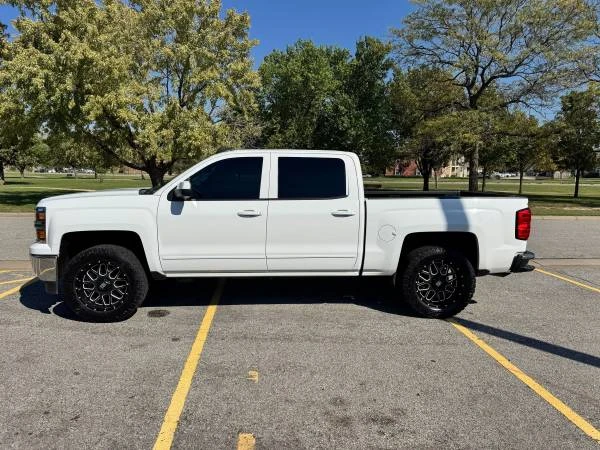 2015 Chevrolet Silverado 2nd Gen - Image 2 of 9