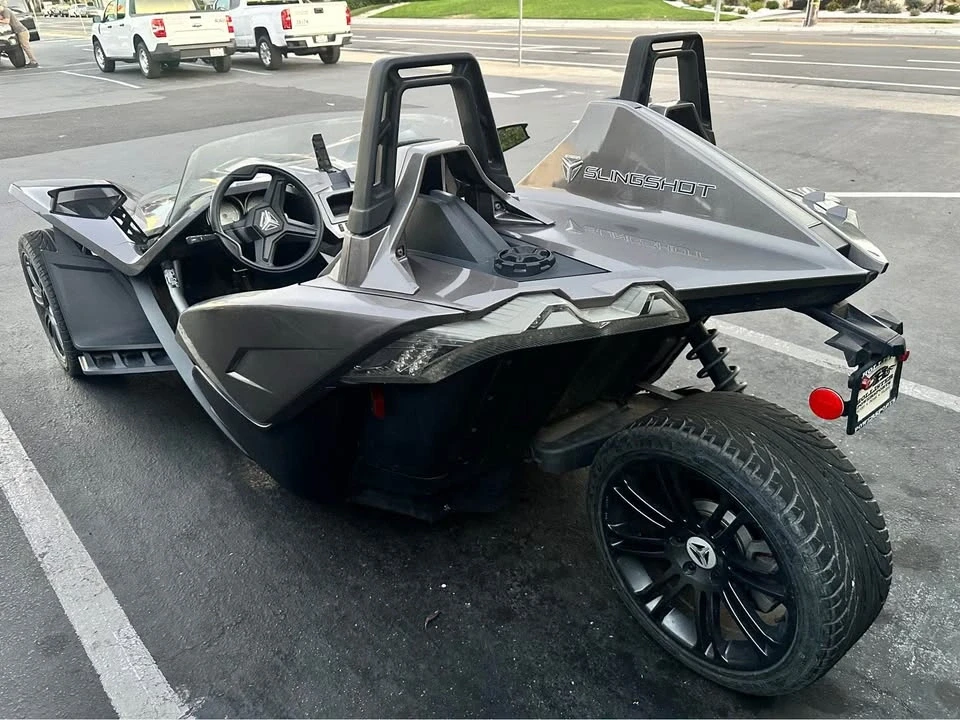 2015 Polaris Slingshot - Image 5 of 9