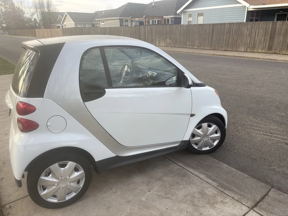 2015 Smart Fortwo 3rd Gen - Image 6 of 9