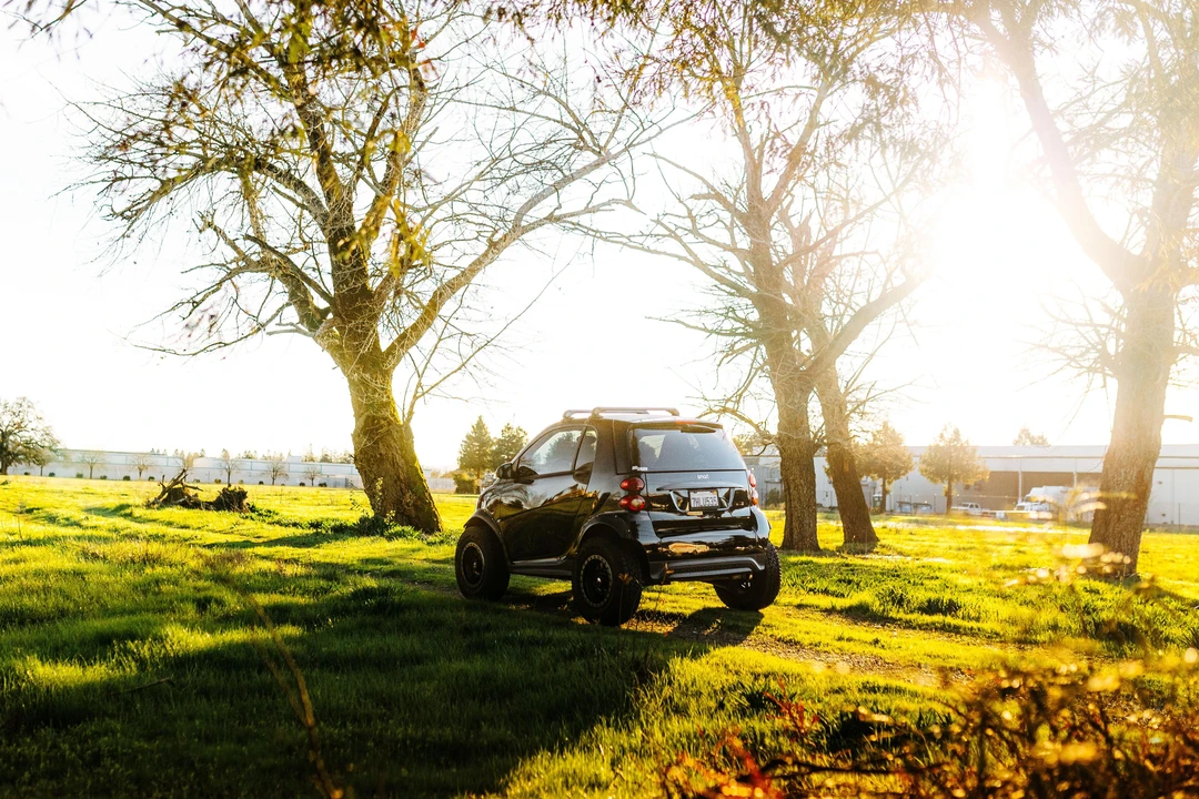 2015 Smart Fortwo 3rd Gen - Image 9 of 25