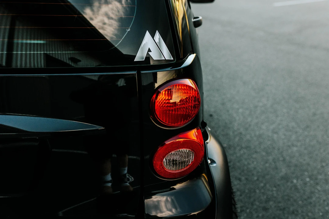 2015 Smart Fortwo 3rd Gen - Image 21 of 25