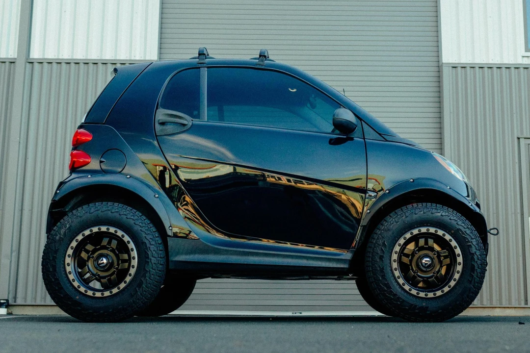 2015 Smart Fortwo 3rd Gen - Image 3 of 25