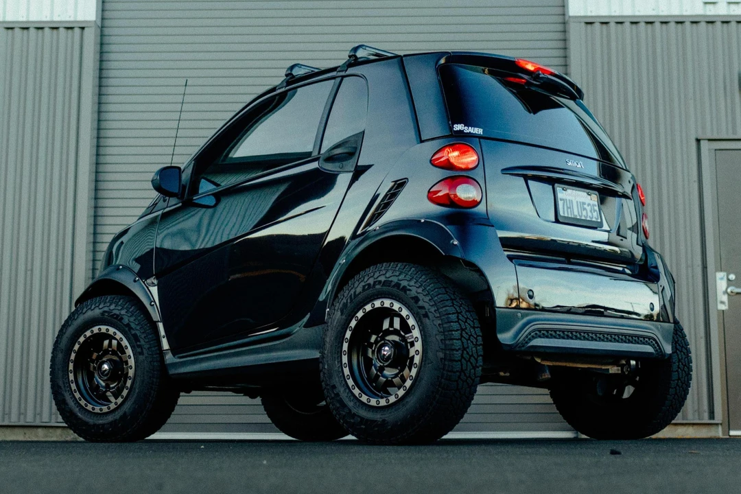 2015 Smart Fortwo 3rd Gen - Image 4 of 25