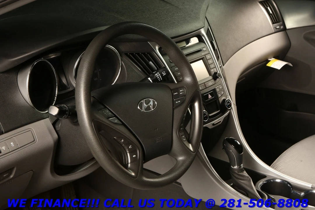 2015 Hyundai Sonata - Image 10 of 21